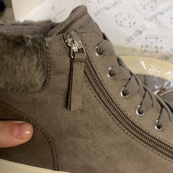 Indigo Rd. Kenzie Slip-On Shoe - Picture 8 of 11